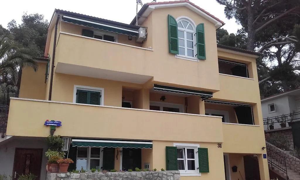 Apartments Atila Mali Lošinj 0*,